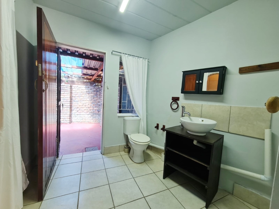 To Let 2 Bedroom Property for Rent in Ifafi North West